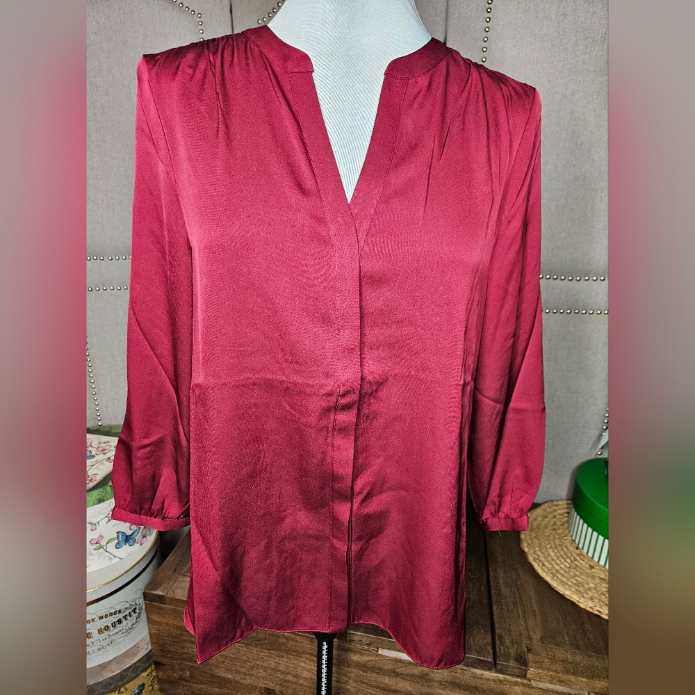 Quince Silk Butter Up Blouse Burgandy